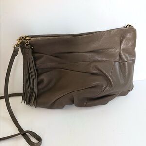 Hobo Atlas Leather Crossbody Ruched Bag Boho Hippie Grey Tassel